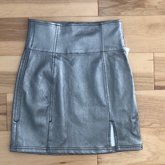 Free People Holding Onto A Dream Metallic Silver Mini Skirt - Picture 2 of 4